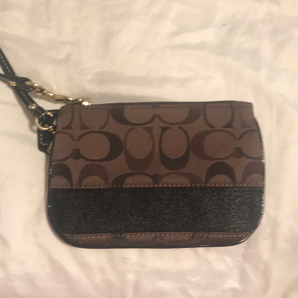 Wristlet